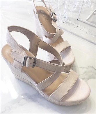 Allys wedges med kilehæl sko i beige